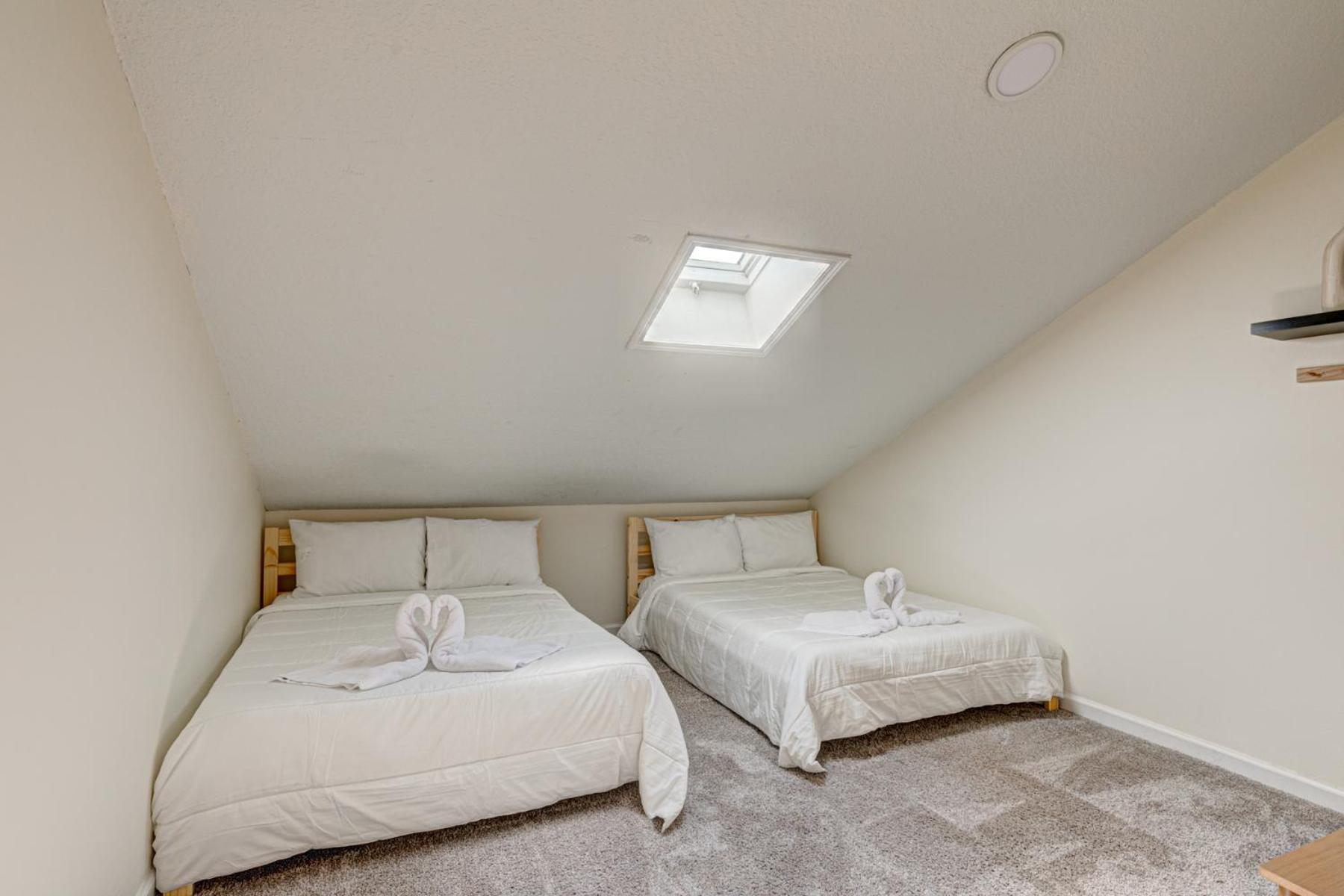 5 Mins To W/ Pool & Views Apartment *