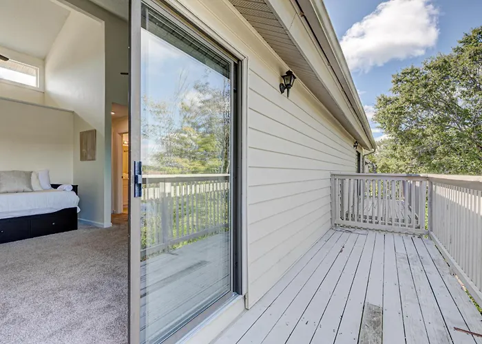 5 Mins To Beach W/ Pool & Views